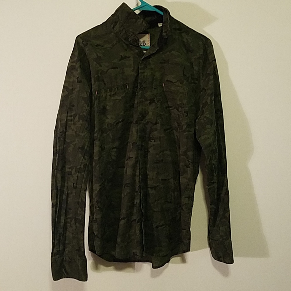 Camo button long sleeve
